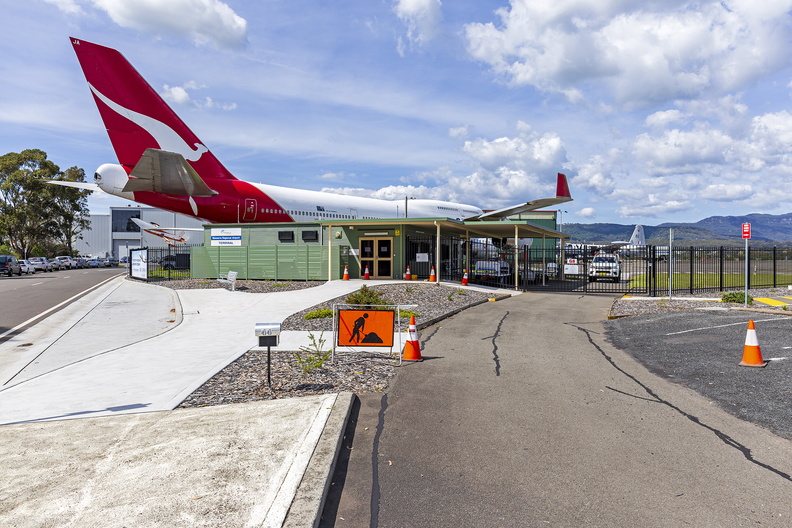 Illawarra Regional Airport terminal (1).jpg